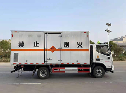 南召爆破器材运输车